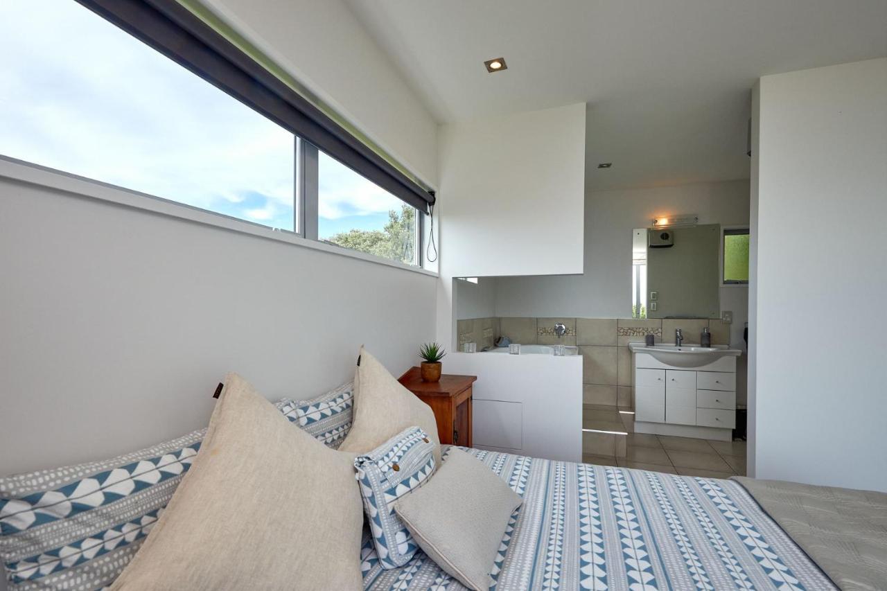 Bellbird Scenic Retreat - Views Of Alps And Ocean Vila Kaikoura Exterior foto